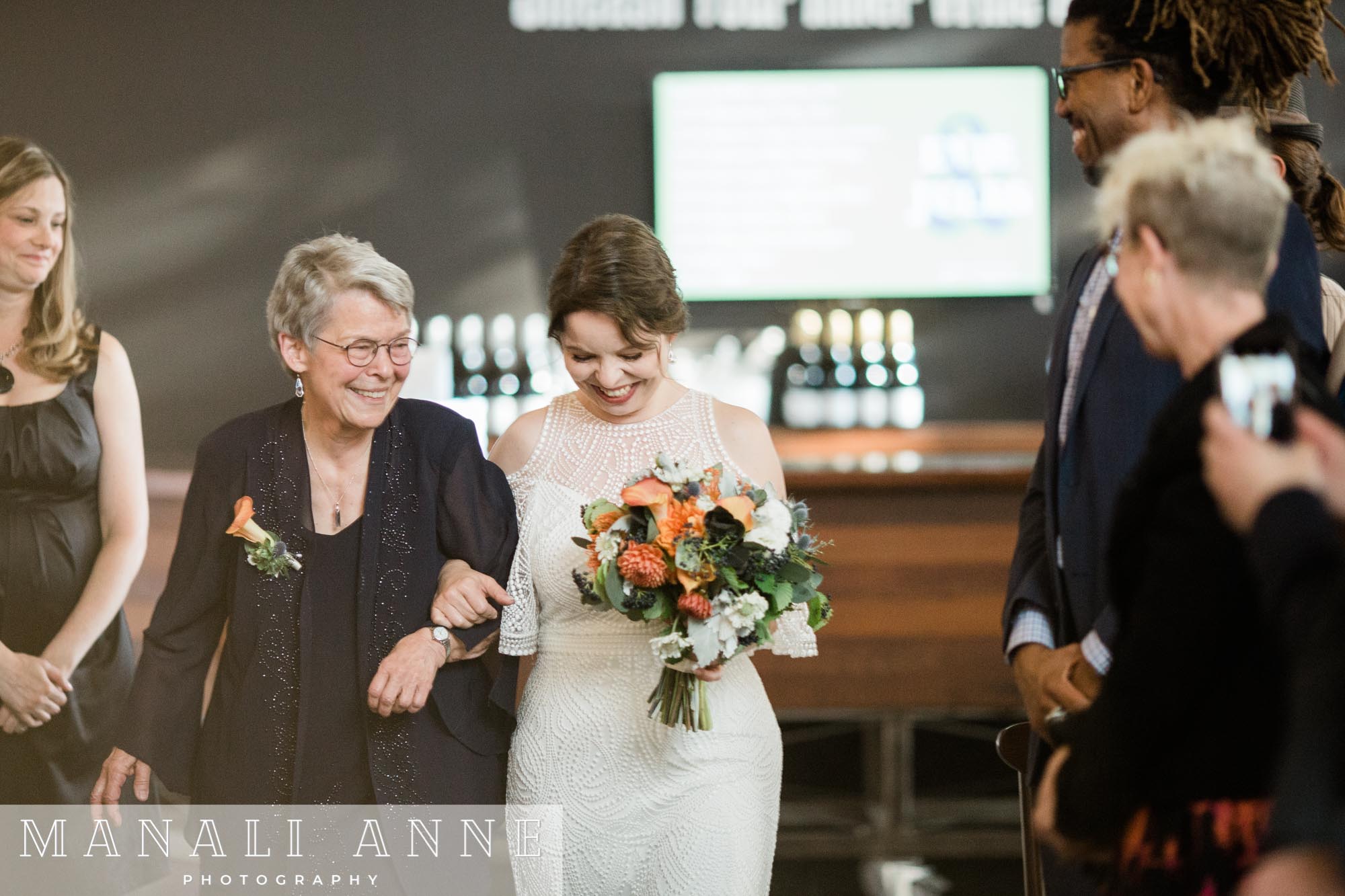 Dogpatch Wineworks San Francisco Wedding,wedding ceremony,