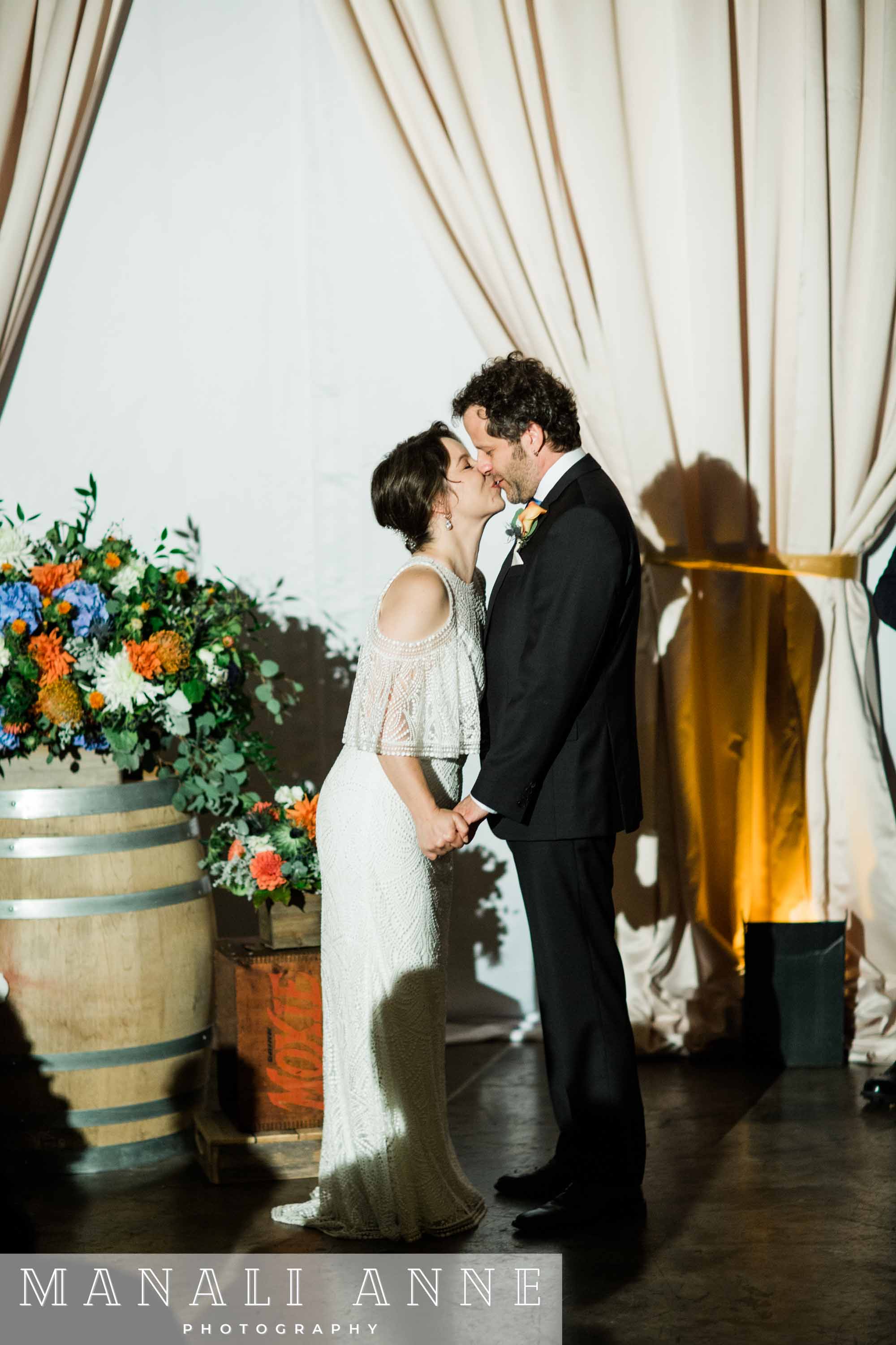 Dogpatch Wineworks San Francisco Wedding,wedding ceremony,